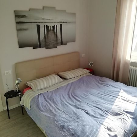 Delizioso Trilocale Lodi Citta Appartement Buitenkant foto
